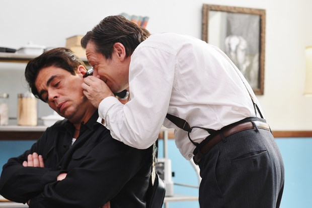 Jimmy P. – 4 nuove clip in italiano del film con Benicio Del Toro e Mathieu Amalric