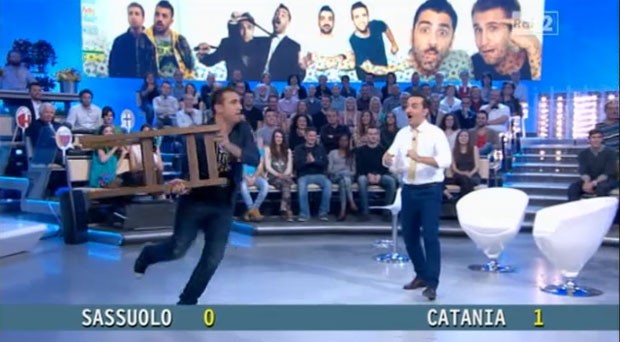 Quelli che il Calcio tra la finta (e triste) rissa di Pio e Amedeo e la Perla sulla ‘nipote di Stalin’ (VIDEO)