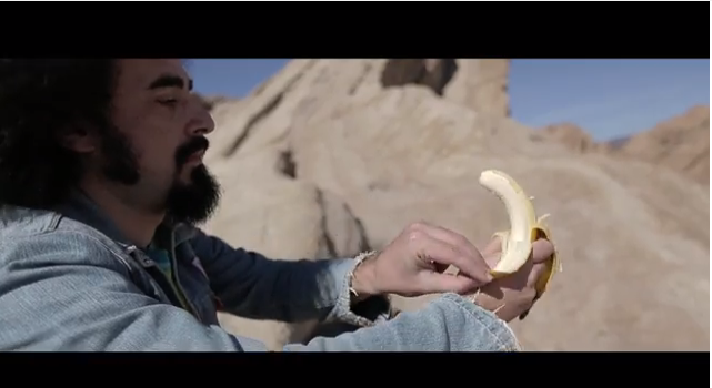 Caparezza, Cover è il nuovo singolo: testo e video
