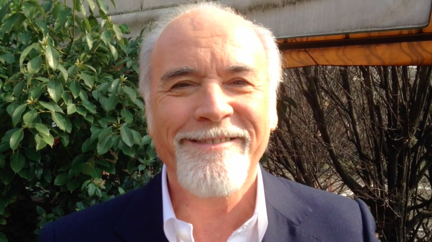 Giass, Antonio Ricci: “È uno show per chi non vuole addormentarsi davanti alla tv!”