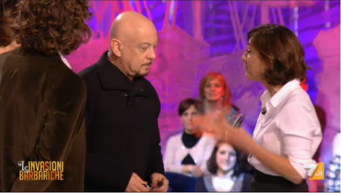 Le Invasioni Barbariche, La7 risponde a Enrico Ruggeri: “Cerca pubblicità!”