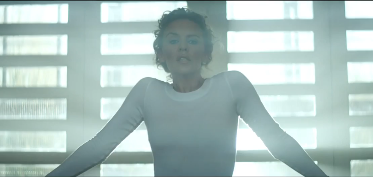 Kylie Minogue, Sexercise: testo, traduzione e video