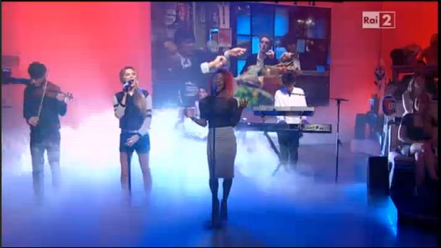 Clean Bandit a ‘Quelli che’ cantano Rather Be (VIDEO)