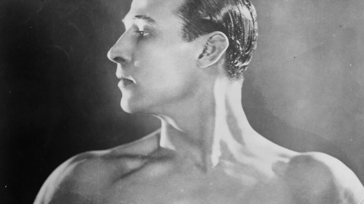 Rodolfo Valentino: 26 curiosità sulla Leggenda del cinema muto