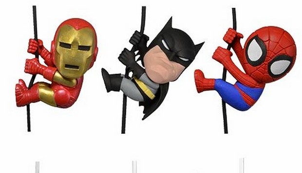 Action Figure Cinema – mini figures NECA di Batman, Spider-Man, Pacific Rim,  Iron Man, Il pianeta delle scimmie