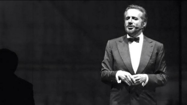 Grande Fratello 13, Christian De Sica ospite lunedì 14 aprile 2014