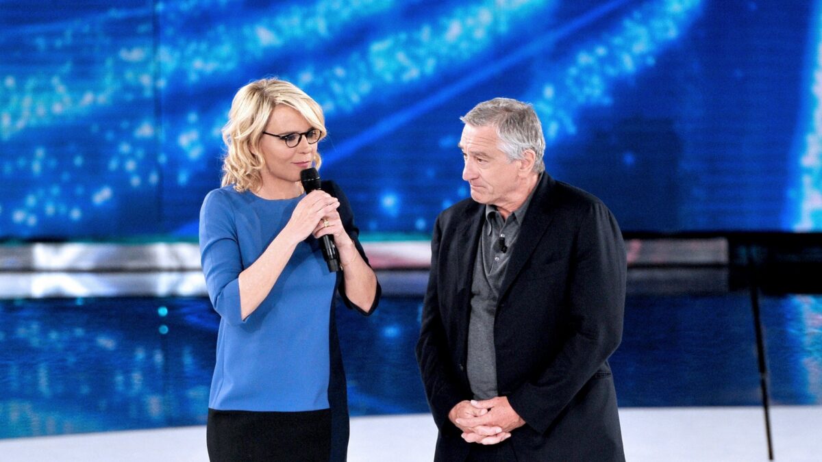 Ospiti in tv sabato 5 aprile 2014: Belen a Verissimo, Iacchetti da Fazio, De Niro ad Amici