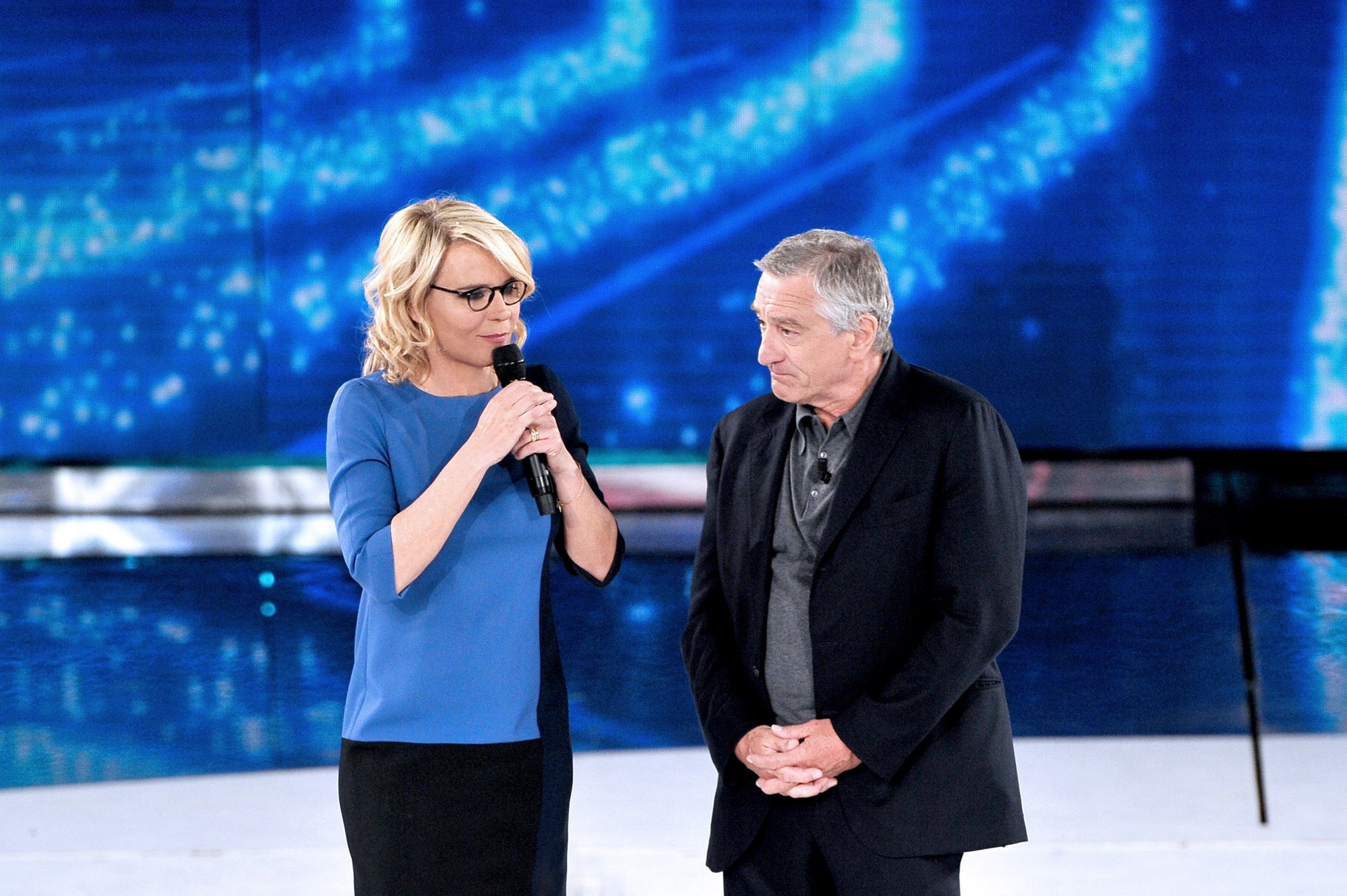 Ospiti in tv sabato 5 aprile 2014: Belen a Verissimo, Iacchetti da Fazio, De Niro ad Amici