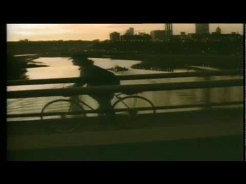 The Neighbourhood – Honest (Official Lyric Video)