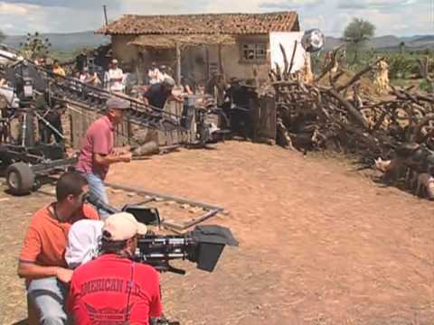 The Making of “The Legend Of Zorro” – Stunts
