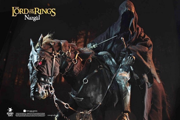 Il signore degli anelli: nuova action figure del Nazgul a cavallo