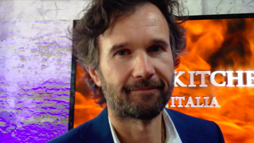 Hell’s Kitchen, Carlo Cracco: “Ramsey è inimitabile (ma mi arrabbierò molto)”