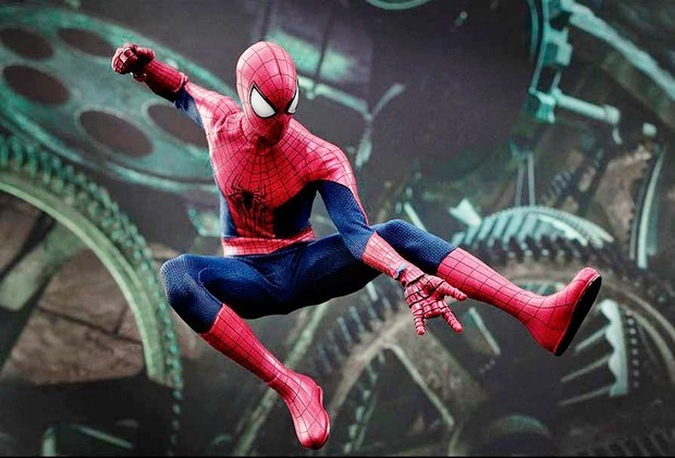 The Amazing Spider-Man 2:  nuova action figure Hot Toys e concorso Hasbro