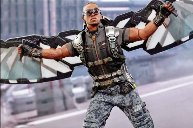 Captain America 2: nuova action figure del Falcon di Anthony Mackie