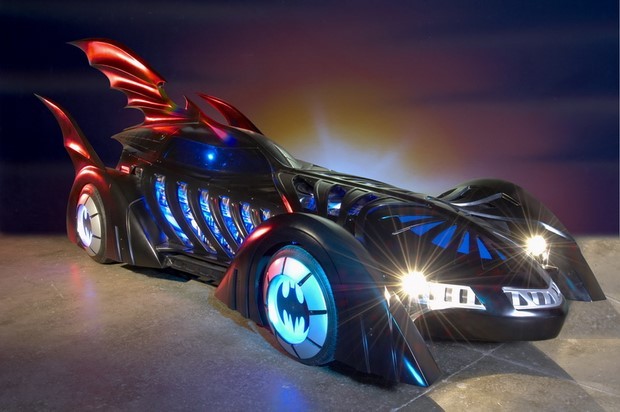 Da Batman a Il Cavaliere oscuro: l’evoluzione della Batmobile dai fumetti al cinema