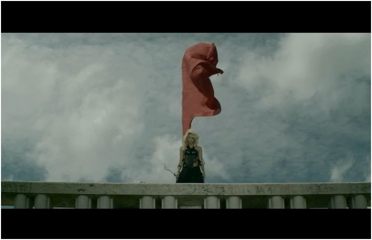 Shakira, Dare (La La La): testo, traduzione e video ufficiale