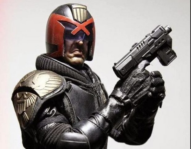 Dredd – l’action figure di Karl Urban nel reboot 2012