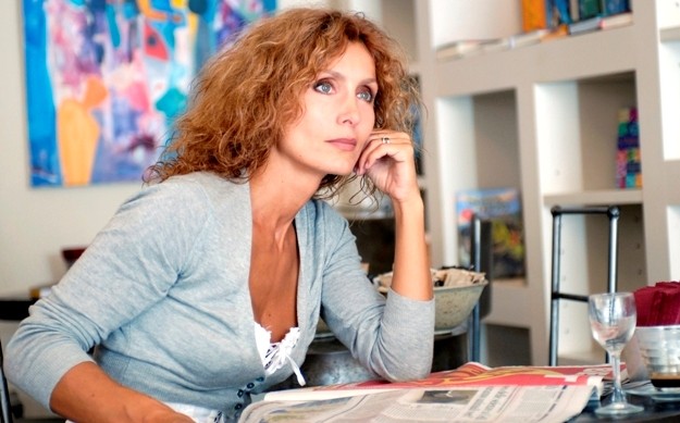 Centovetrine, Elisabetta Coraini a Tvblog: “Laura Beccaria è amata dal pubblico così com’è. Non la cambierei mai”