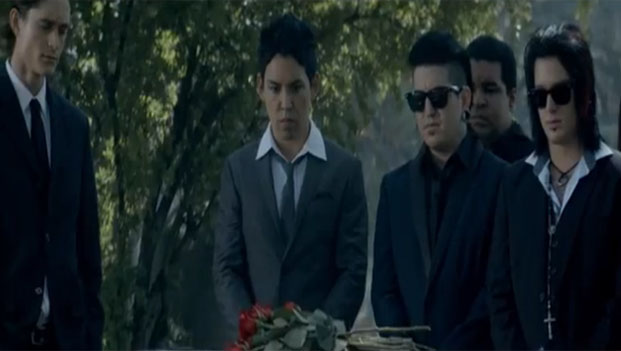 Escape The Fate, Picture Perfect: testo, traduzione e video