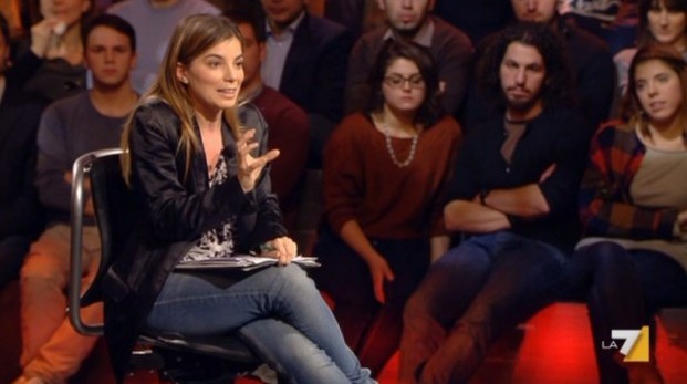 Announo, Giulia Innocenzi a TvBlog: “Per prepararmi mi sono rivista il vecchio Amici di Maria De Filippi. Io raccomandata? Colpa di Belpietro”