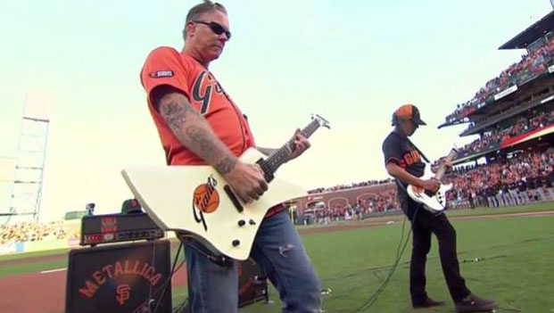 Metallica, inno nazionale prima della partita di baseball (video)