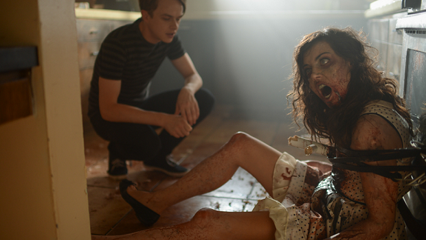 Life After Beth: trailer, poster e foto della commedia romantica con zombie