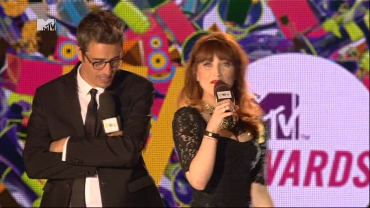 MTV Awards 2014: ‘Yawn’, altro che ‘Wow’! Serata stonata e autoreferenziale (come la Francini)