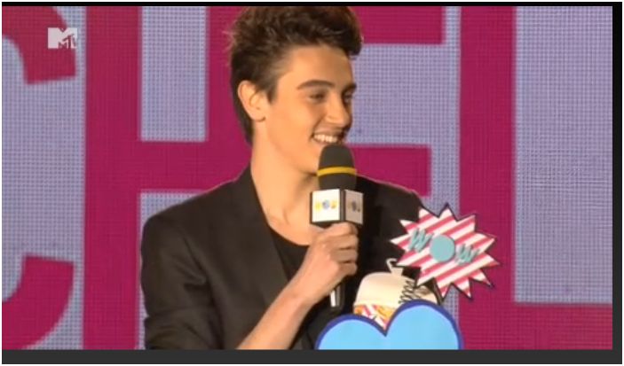Mtv Awards 2014, 21 giugno 2014: i vincitori e tutte le esibizioni, Marco Mengoni trionfa
