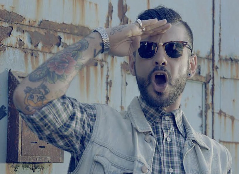 Entics Television – Vol. 3: “E’ un ritorno al suono del passato, ma è un disco proiettato al futuro”