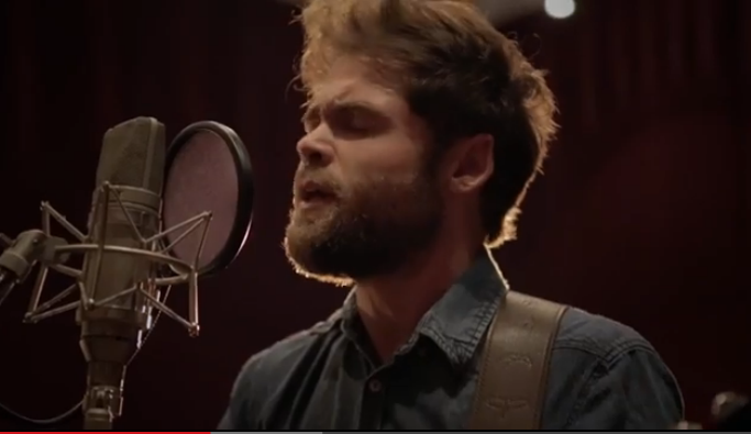 Passenger, Golden leaves: testo, traduzione e video ufficiale