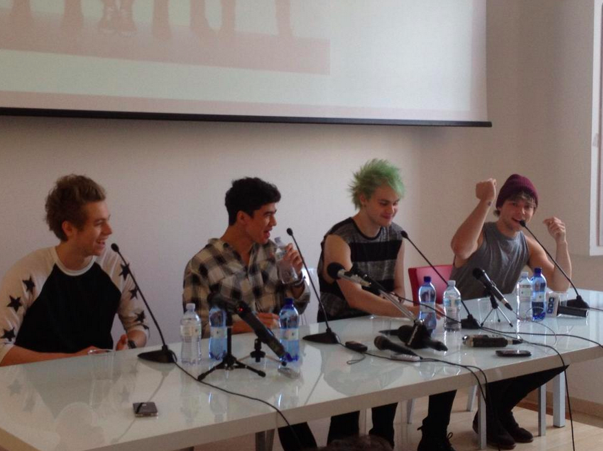 5 Seconds of Summer: “Ci paragonano ai Blink 182 ma vorremmo essere i Kiss!” (Video)
