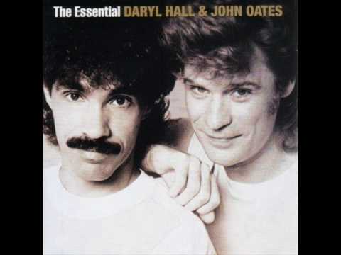 Daryl Hall & John Oates – Maneater (Lyrics)
