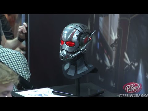 Paul Rudd Meets the Fans at Marvel’s Ant-Man Signing at SDCC 2014