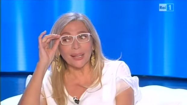 Mara Venier: “Non voglio tornare in tv, scelgo di stare defilata”