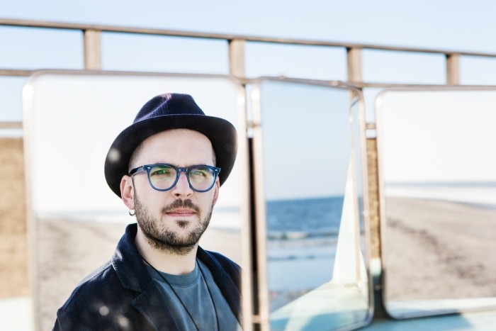 Paolo Simoni, Si narra di rane che hanno visto il mare: “Le tracce di questo disco sono storie vere, non c’è nulla di inventato”