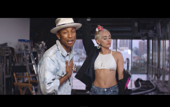 Pharrell Williams feat. Miley Cyrus, Come Get It Bae: testo, traduzione e video ufficiale