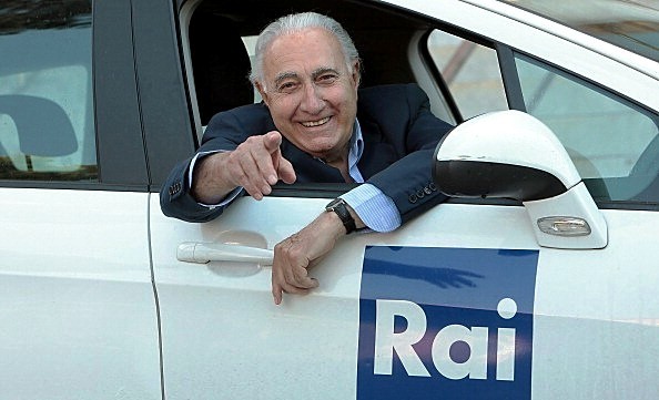 Pippo Baudo: “Torno in prima serata su RaiUno. Basta Don Matteo, è una farsa!”
