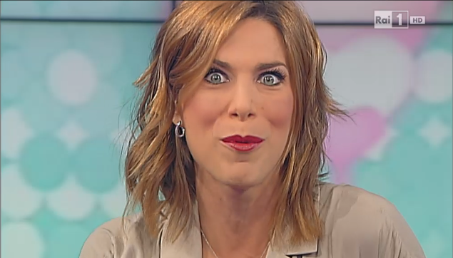 Dolce casa è Techetechetalk. Veronica Maya si sfoga con Giammaria: “Non hai anche tu l’ansia degli ascolti?”