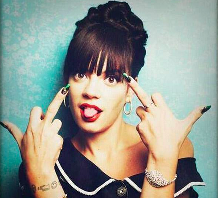 Lily Allen: “Miley Cyrus? In concerto è come gli Oasis”