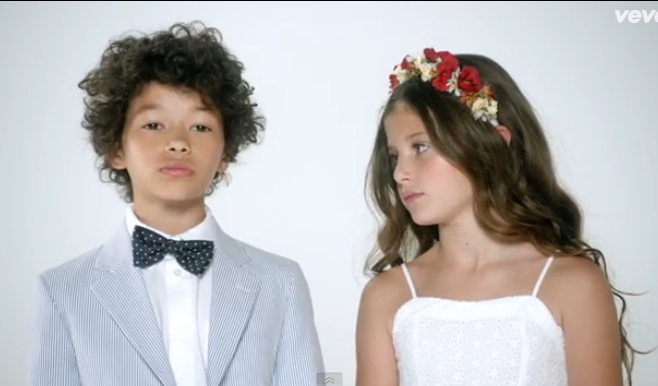Robin Thicke, Still Madly Crazy: testo, traduzione e video ufficiale