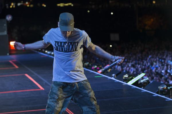 Eminem, doppio album Shady XV per la Shady Records: Guts Over Fear è il primo singolo