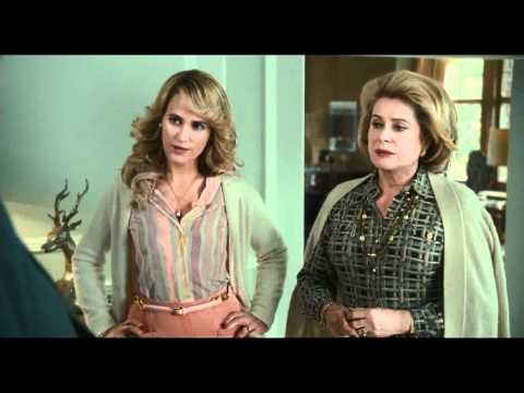 Potiche – La bella statuina: Clip “Il malore”