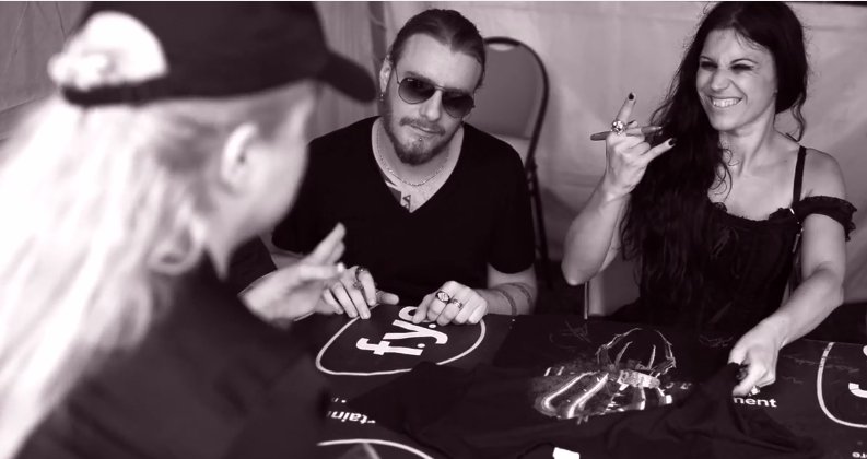 Lacuna Coil, Nothing Stands In Our Way: testo, traduzione e video