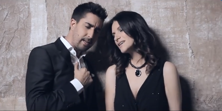 Laura Pausini feat. Alex Ubago, Donde Quedo Solo Yo: testo, traduzione e video