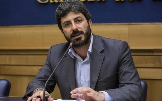 Rai, Fico (M5S): “Appalti esterni vero problema, servono nomine a tempo determinato”