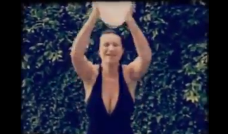 Cantanti italiani #IceBucketChallenge: Gianni Morandi, Giorgia, Paola Iezzi