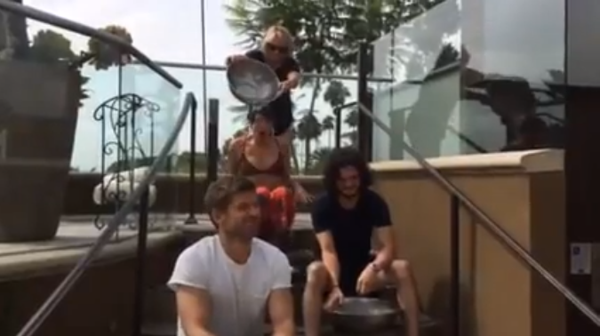 #IceBucketChallenge, i video del cast di Game of Thrones (e di George R.R. Martin)