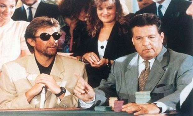 Stasera in tv su Rete 4: “Infelici e contenti” con Ezio Greggio e Renato Pozzetto