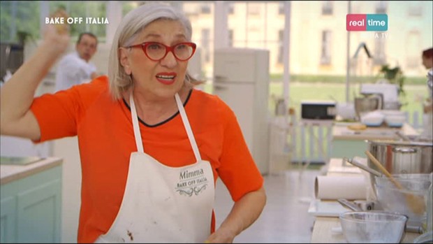 Bake Off Italia 2, 26 settembre 2014: eliminata Mimma (che lancia i bignè), Federico il migliore