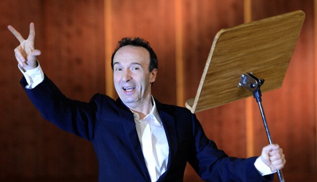 Ballarò, Benigni va gratis alla prima puntata: nessuna copertina, ma un ‘duetto’ con Giannini